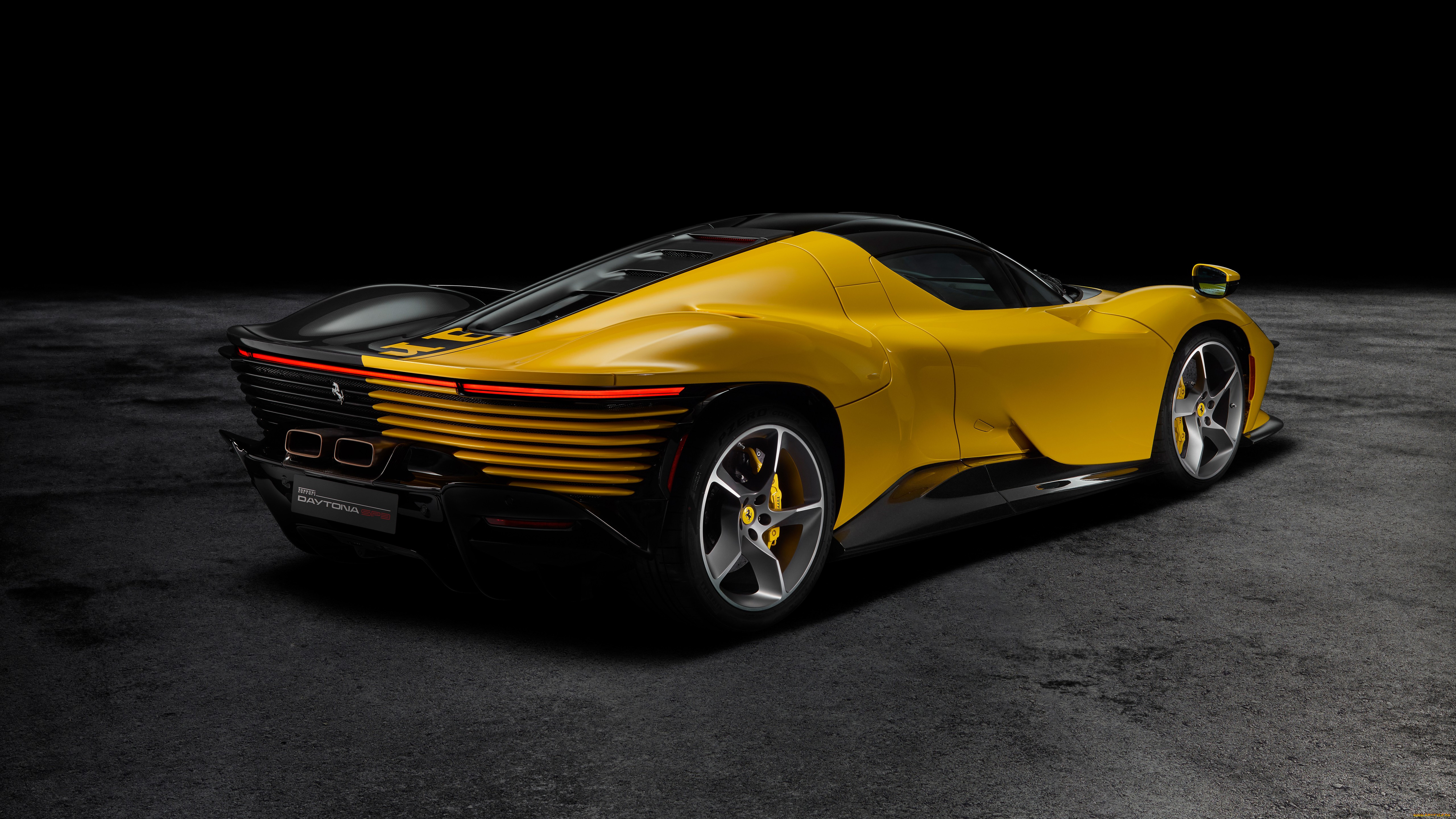 , ferrari, daytona, sp3, tailor, made, 2025